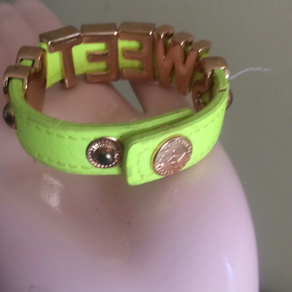 BCBG Generation‎ bracelet NWT